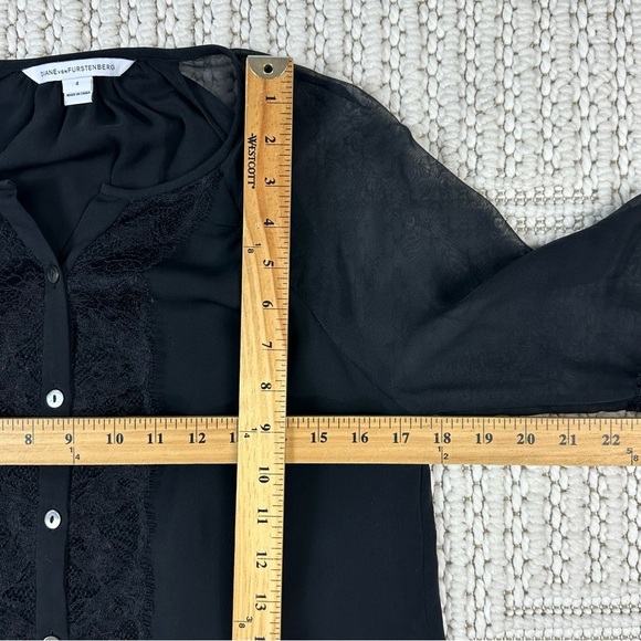 Diane von Furstenberg Blouse 4 Billow”Lace-Inset Silk - Picture 9 of 13